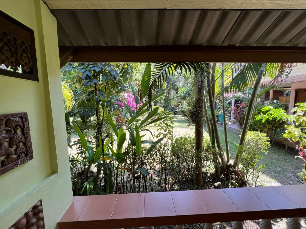 Garden Bungalow Resort Тай-Муанг Экстерьер фото